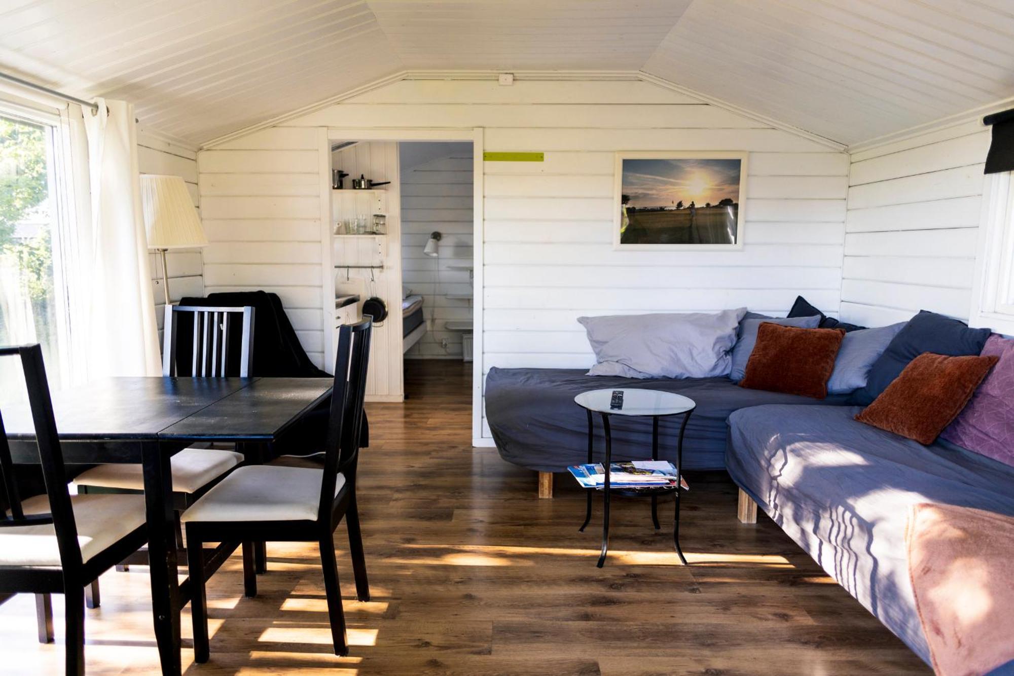 Stuga Med Panoramautsikt, Paradis Foer Fagelskadare Och Vandrare, Sjaelvstaed Efter Besoek Morbylanga Exterior photo
